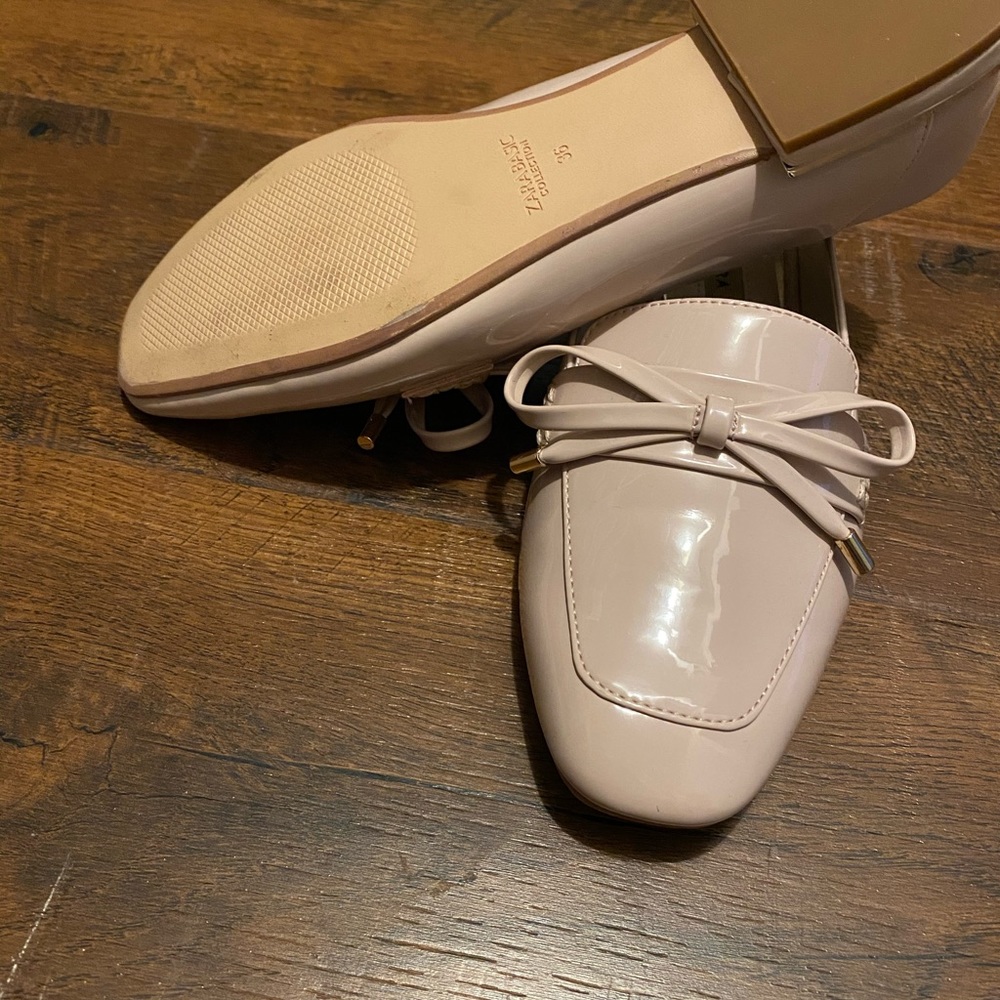 Zara basic size 6 nude gold mules flats loafers